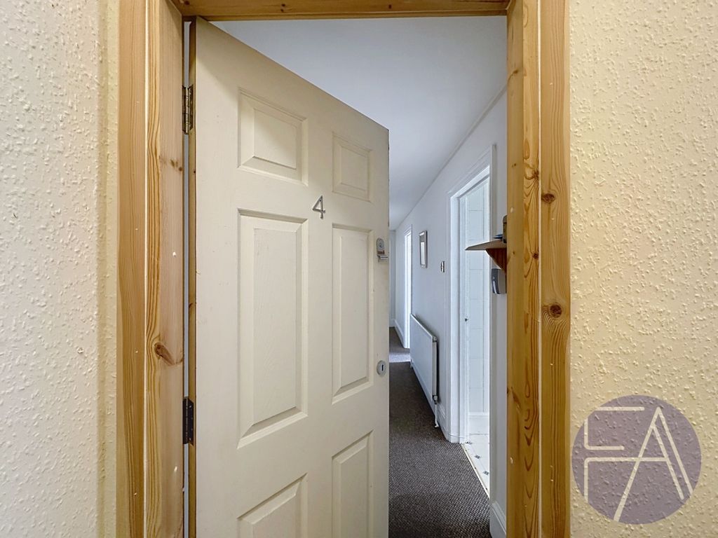Property photo 3 of 14 5168984