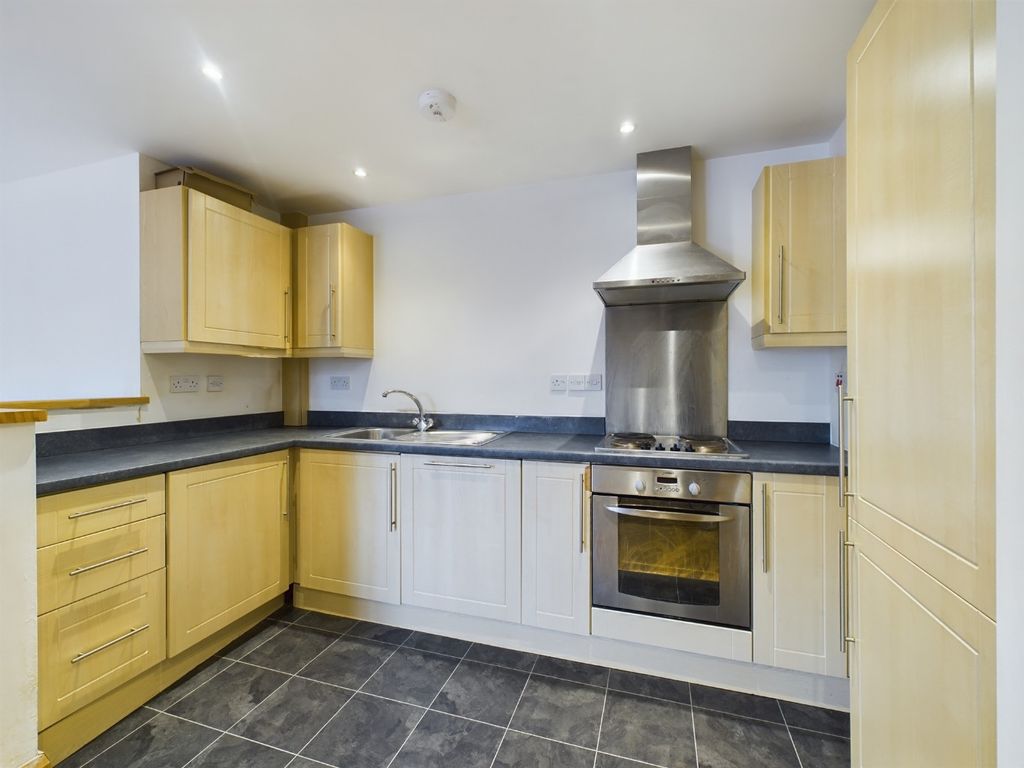 Property photo 2 of 9 1196023