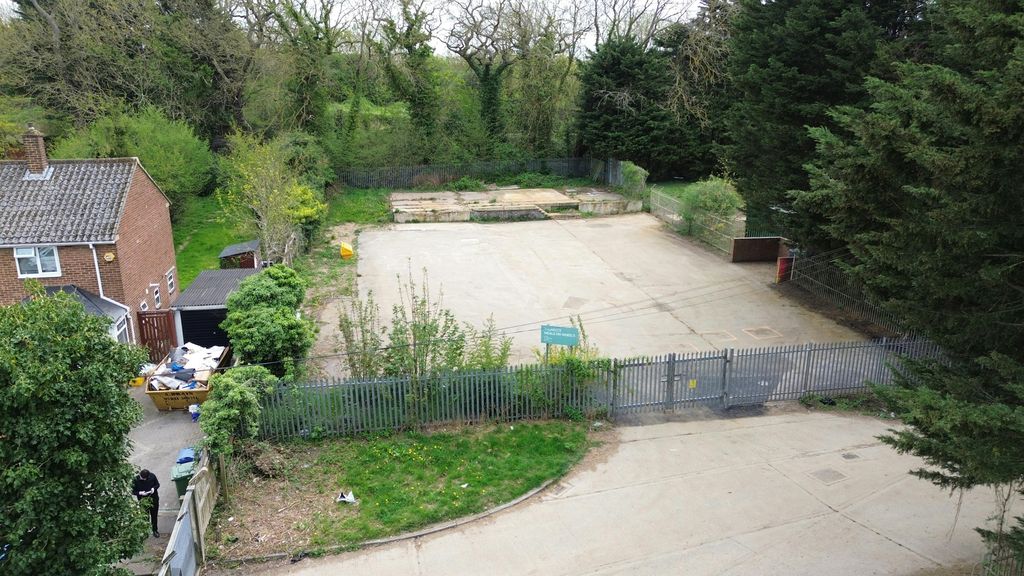 Property photo 2 of 6 Dji_0834.Jpg