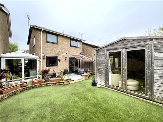 Property photo 1 of 21 Rear Garden