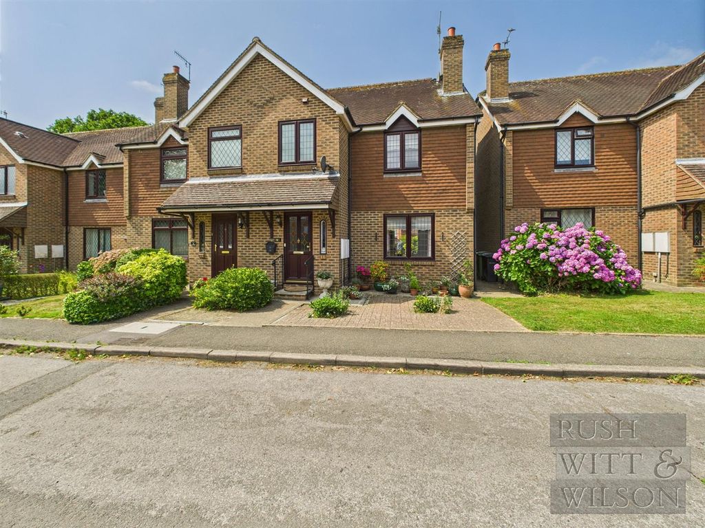 Property photo 1 of 24