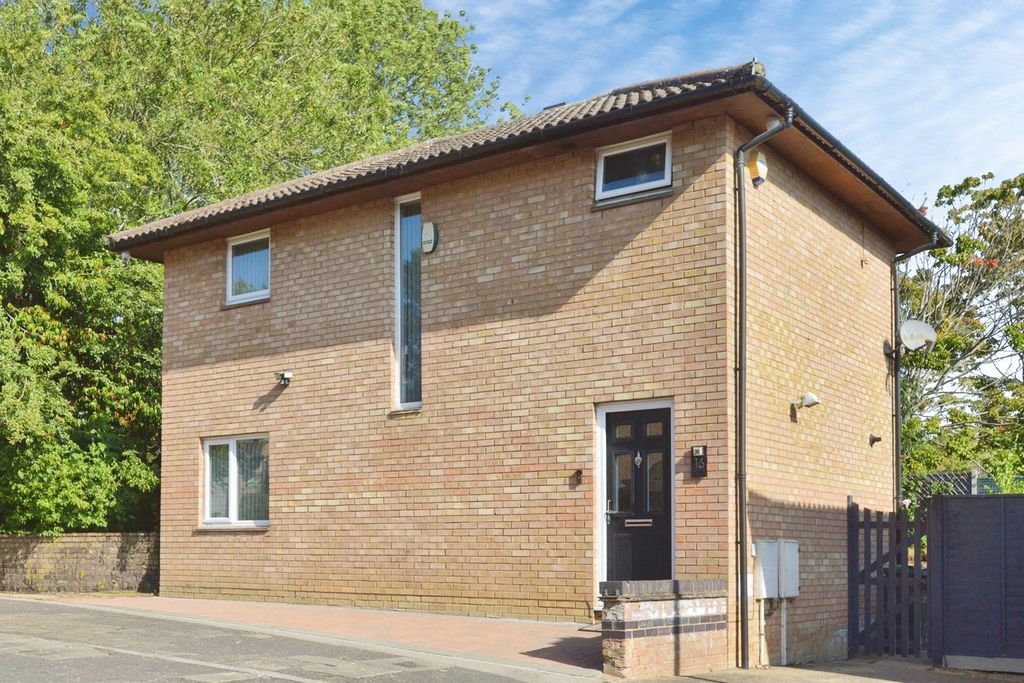 Property photo 1 of 17 Pbox-Img.Jpg