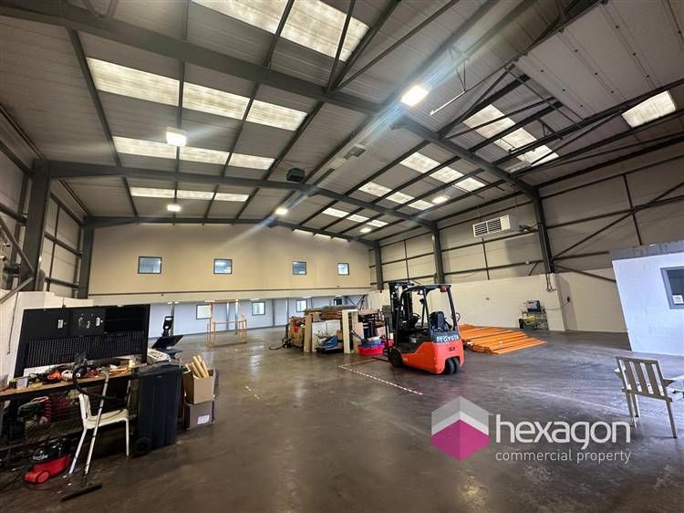 Property photo 3 of 6