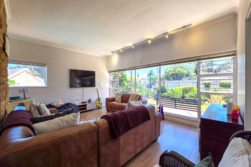 Property photo 3 of 26 1TV1731687