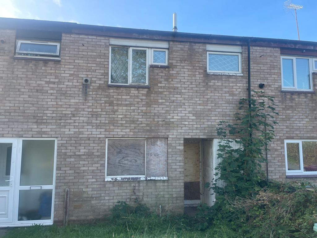 Property photo 1 of 8