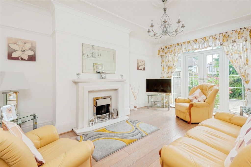 Property photo 3 of 17 Picture No. 04