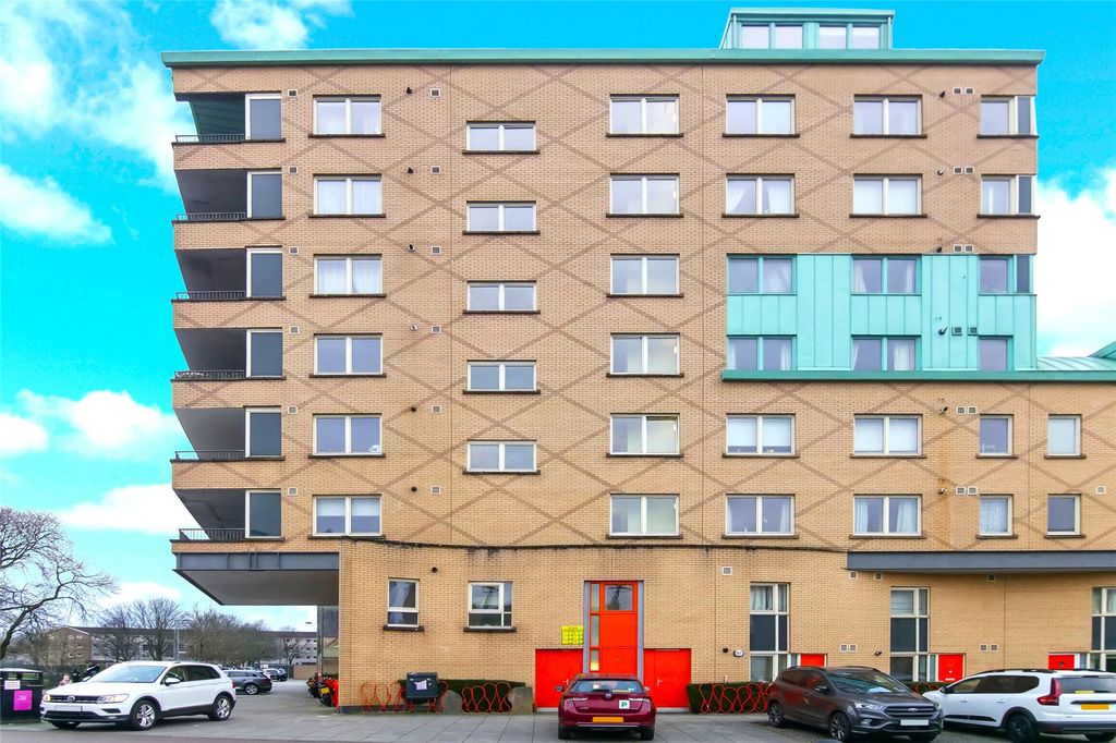 Property photo 1 of 23 Picture No. 25