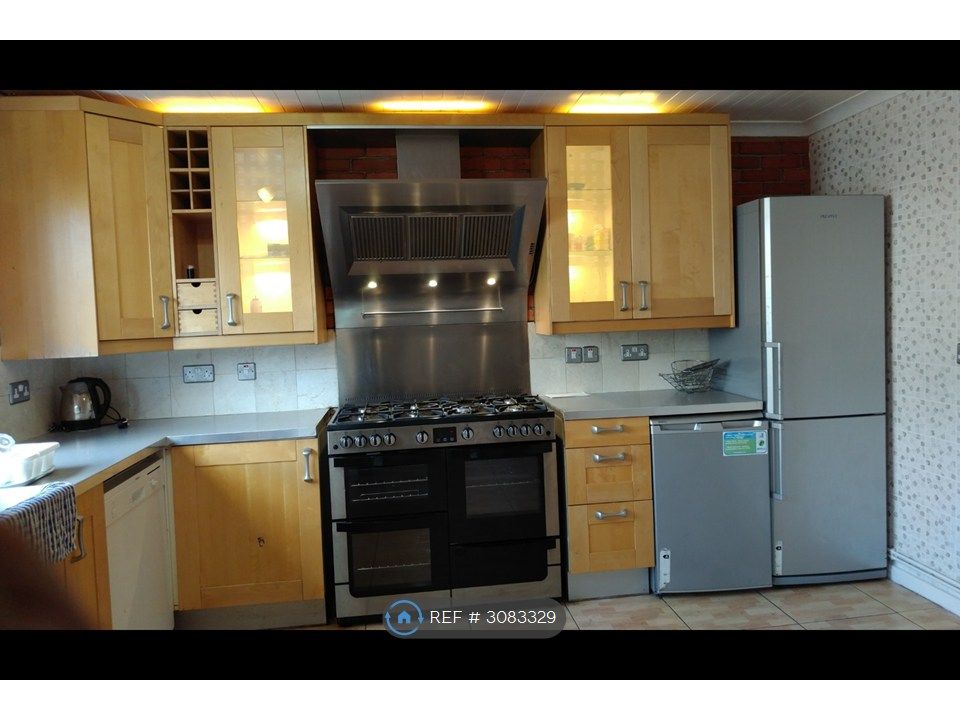 Property photo 2 of 14 Kitchen Pic-1