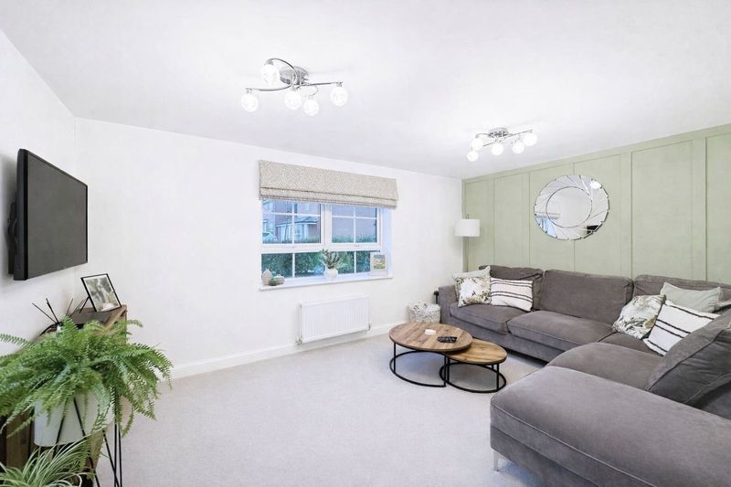 Property photo 3 of 16 Photo 15