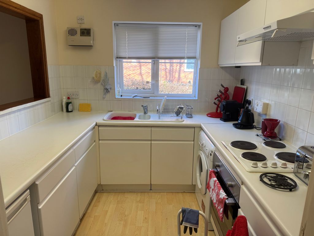 Property photo 2 of 9