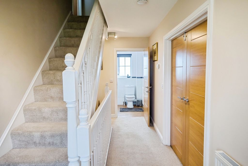 Additional image 17 of 5 bed detached house for saleLlys Y Graig, Bryn-Y-Baal, Mold, Flintshire CH7