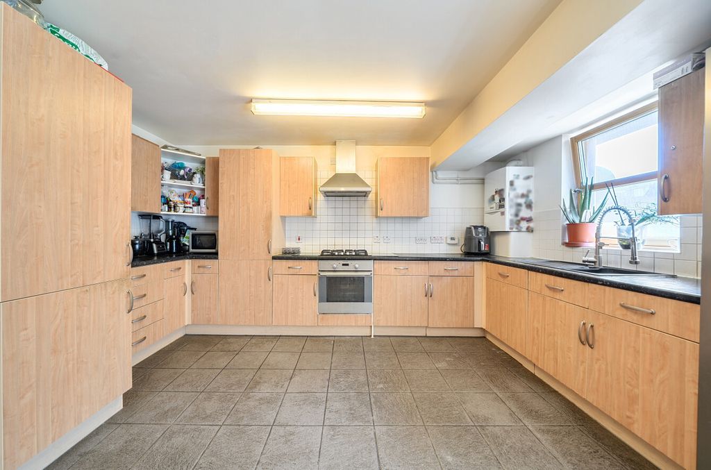 Property photo 3 of 24 1487121-5-6A4E472...