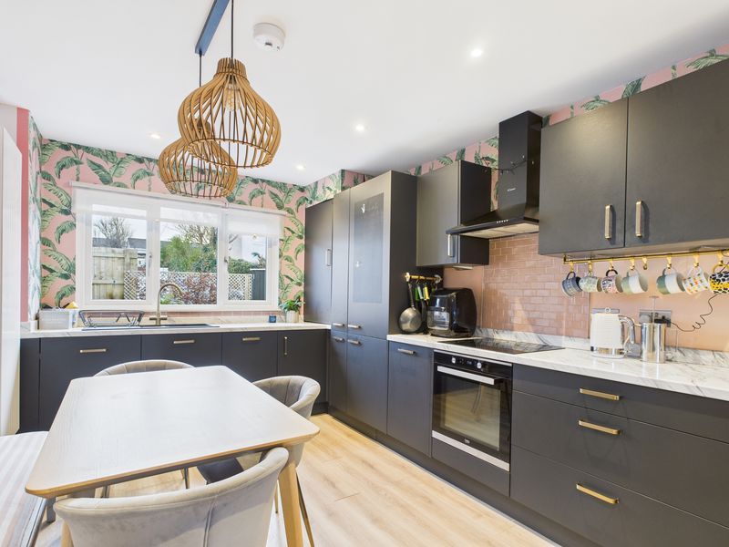 Property photo 3 of 21 Kitchen/Diner