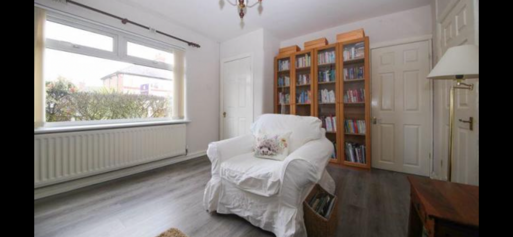 Property photo 2 of 5