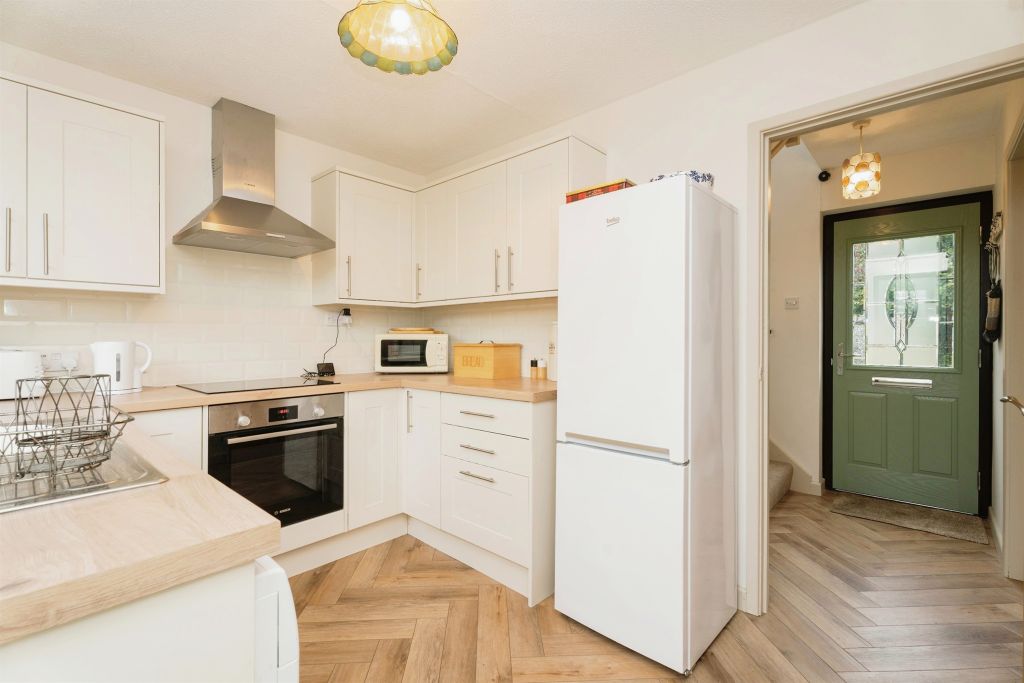 Property photo 3 of 16