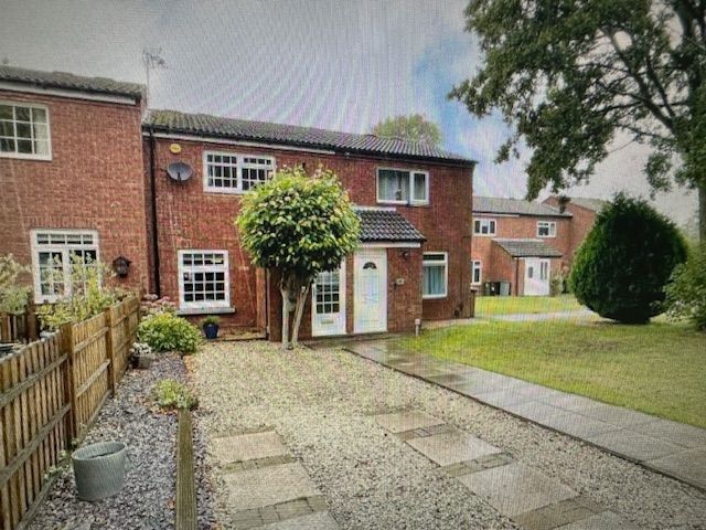 Property photo 1 of 8 Front