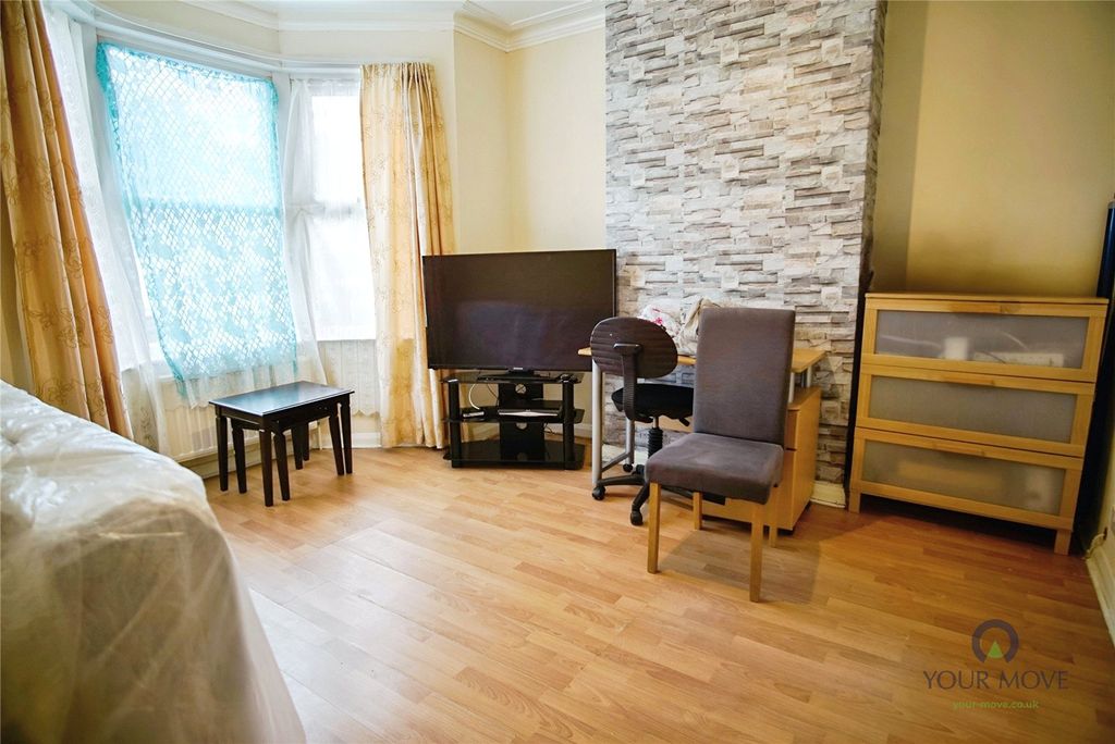 Property photo 2 of 9 Picture No. 03