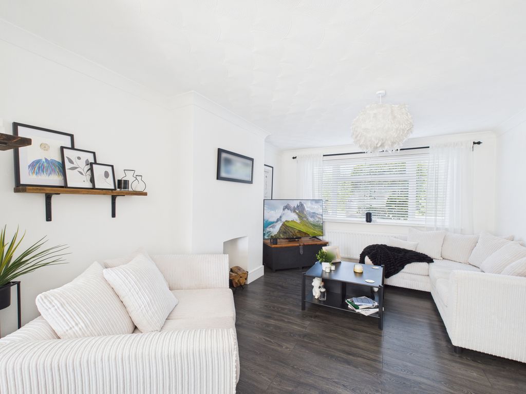 Property photo 2 of 14 Gallery