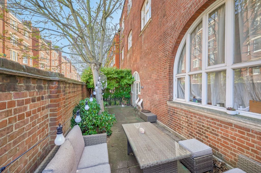 Property photo 2 of 11 Picture No. 14