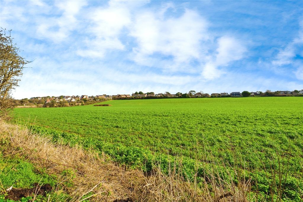 Property photo 3 of 21 Picture No. 17