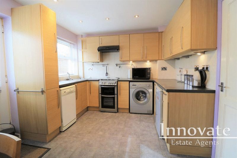 Property photo 3 of 8 Photo 10