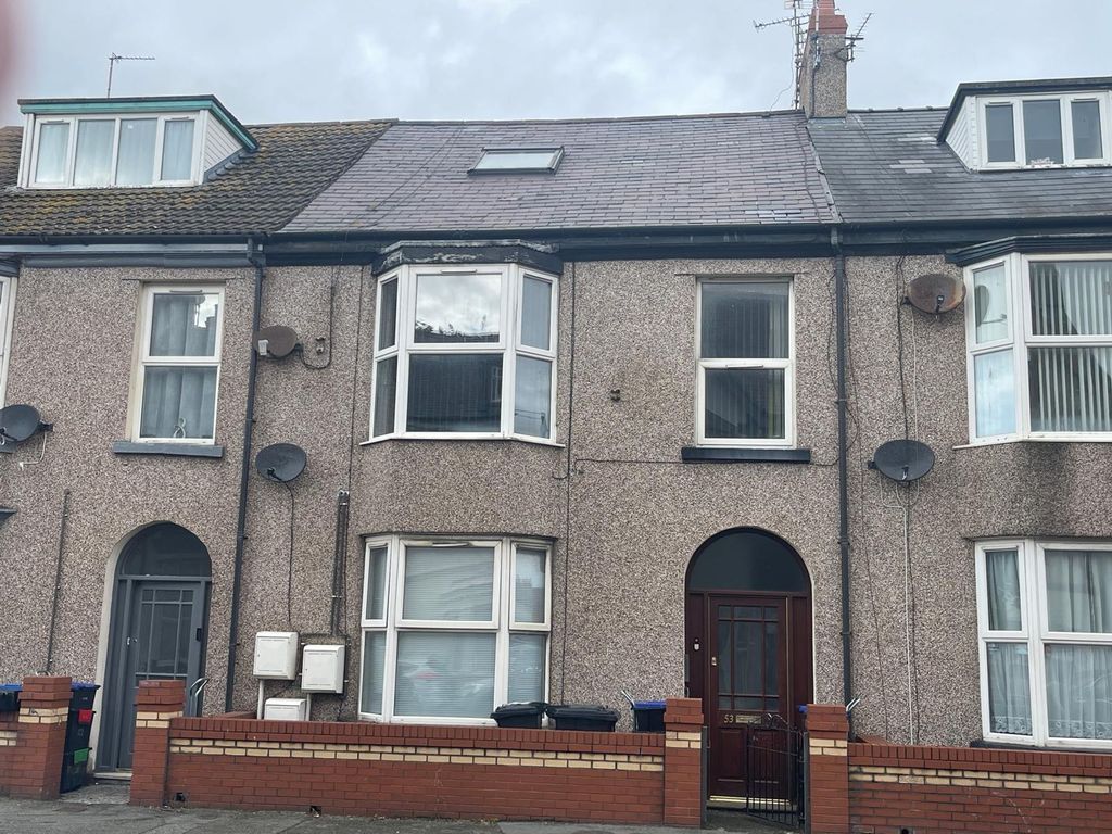 Property photo 1 of 6