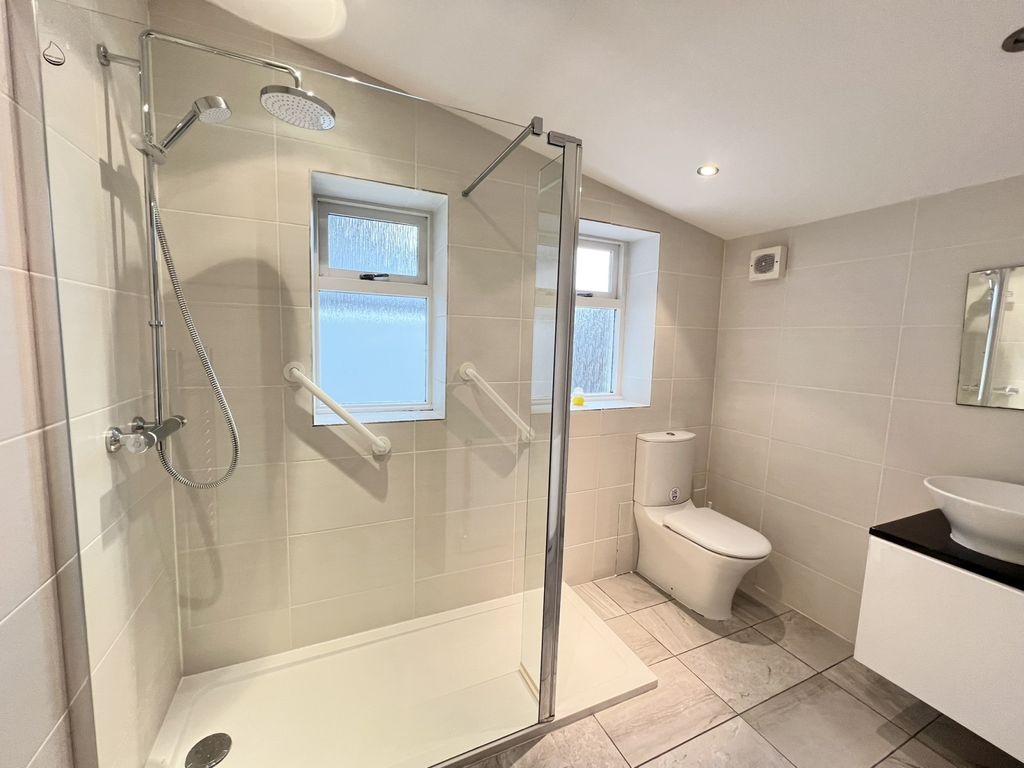 Additional image 9 of 2 bed flat for saleMorrab Road, Penzance TR18