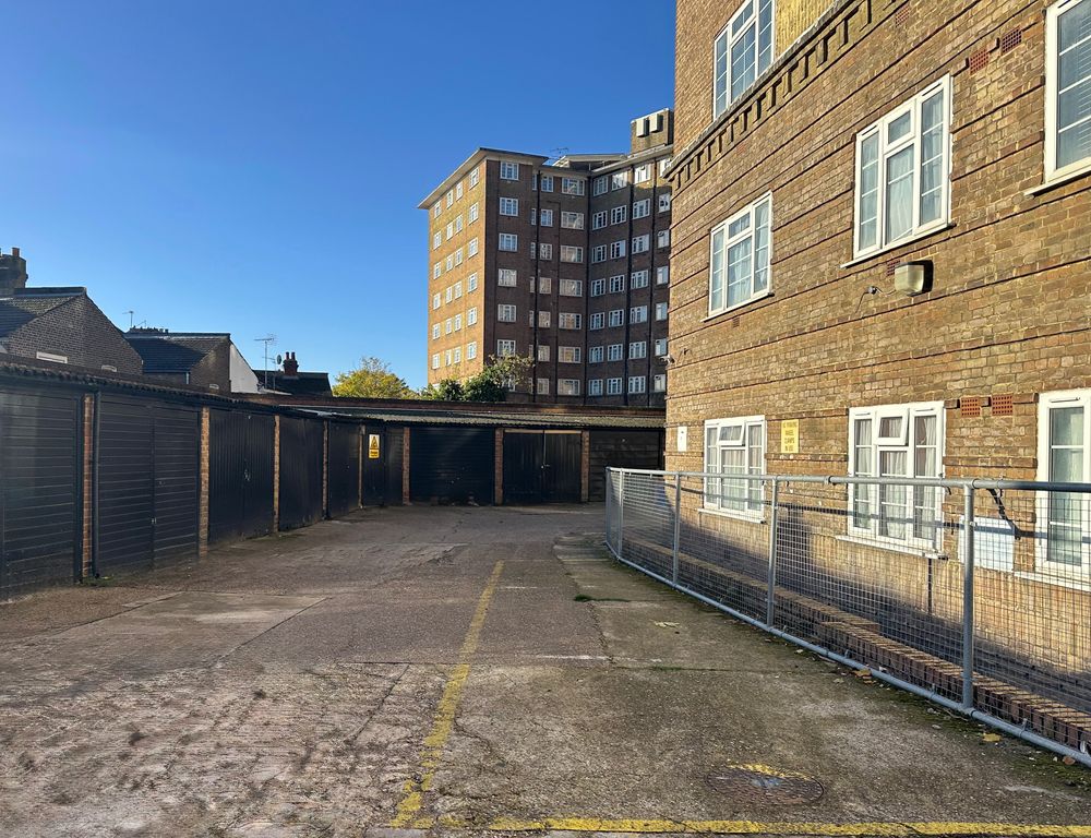 Property photo 1 of 1