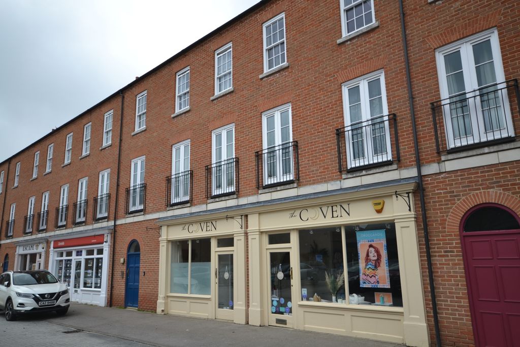 Property photo 1 of 9 Front View