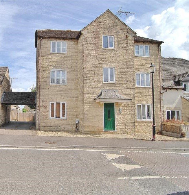 Property photo 1 of 7 The Old Common, Chalford, Gl6