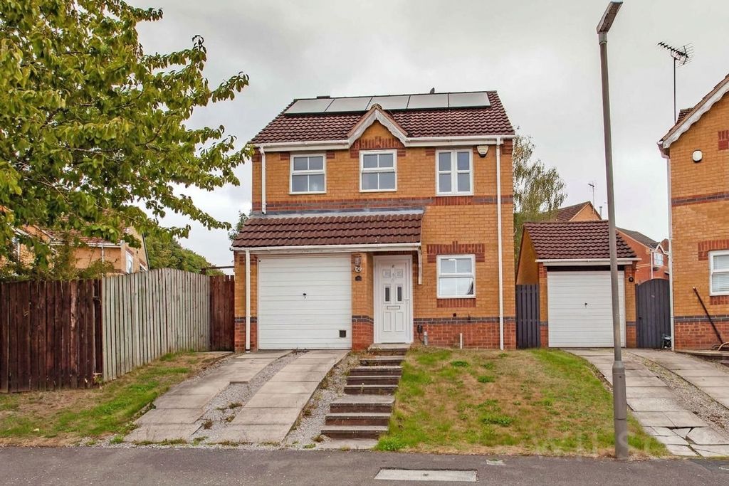 Property photo 1 of 18
