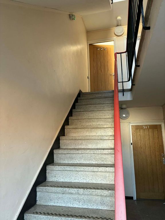 Property photo 2 of 26