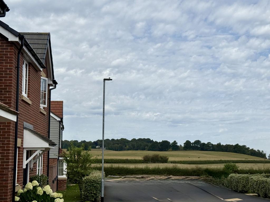 Property photo 3 of 51 Countryside Views