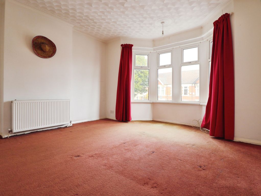 Property photo 3 of 17