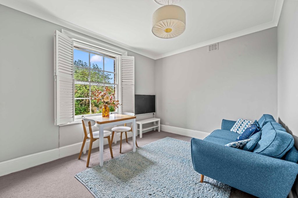 Property photo 3 of 8 Reception Room