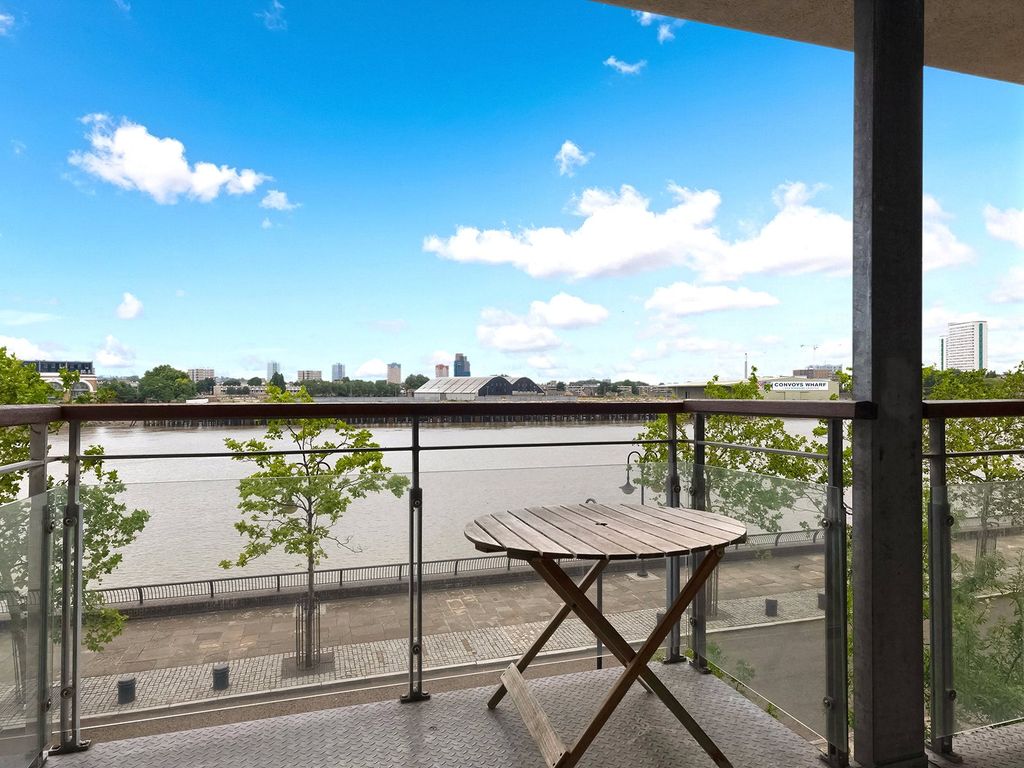 Property photo 3 of 20 Maritime Quay E14