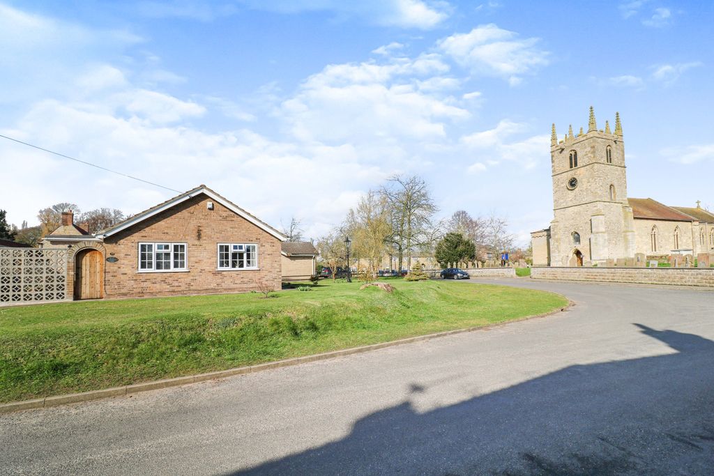 Property photo 1 of 23 4182470