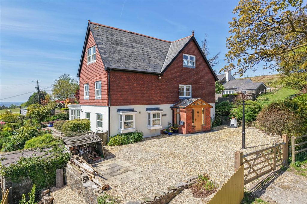 Property photo 1 of 26 Front View