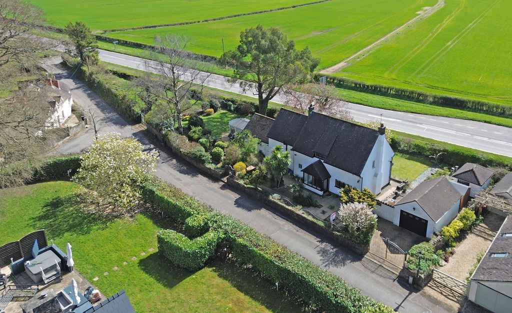 Property photo 3 of 48 Photo 30