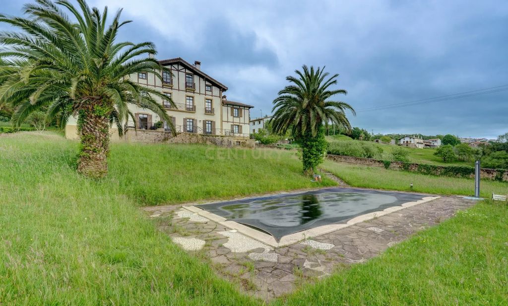 Property photo 2 of 75