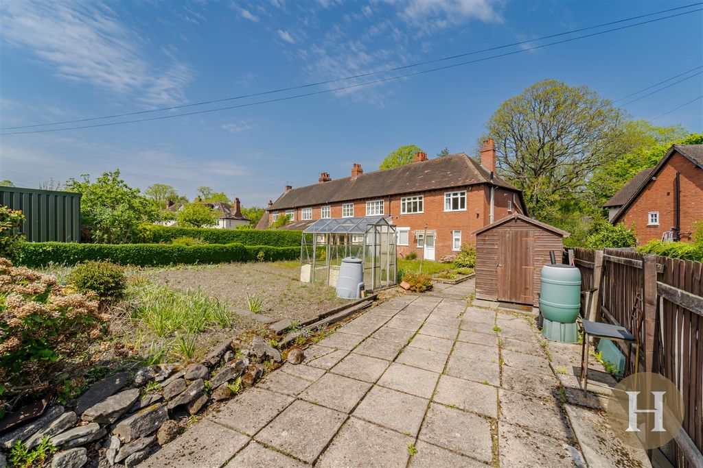 Property photo 3 of 22 Hadleigh Estate Agents-27.Jpg