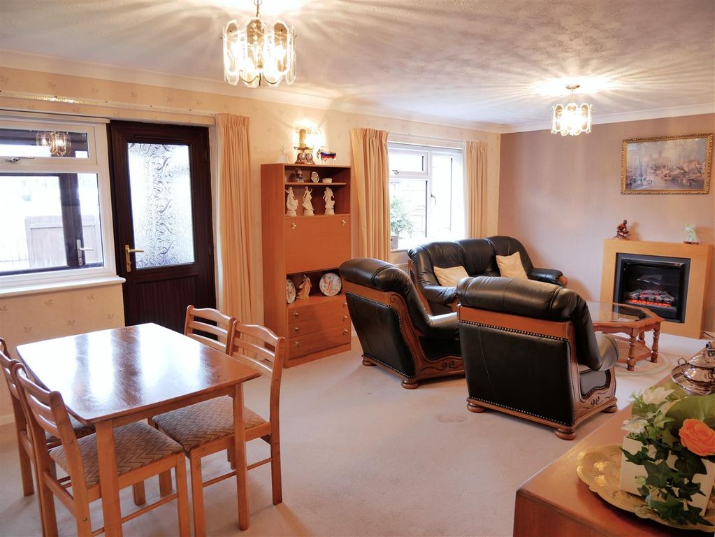 Property photo 3 of 18 P1520470.Jpg