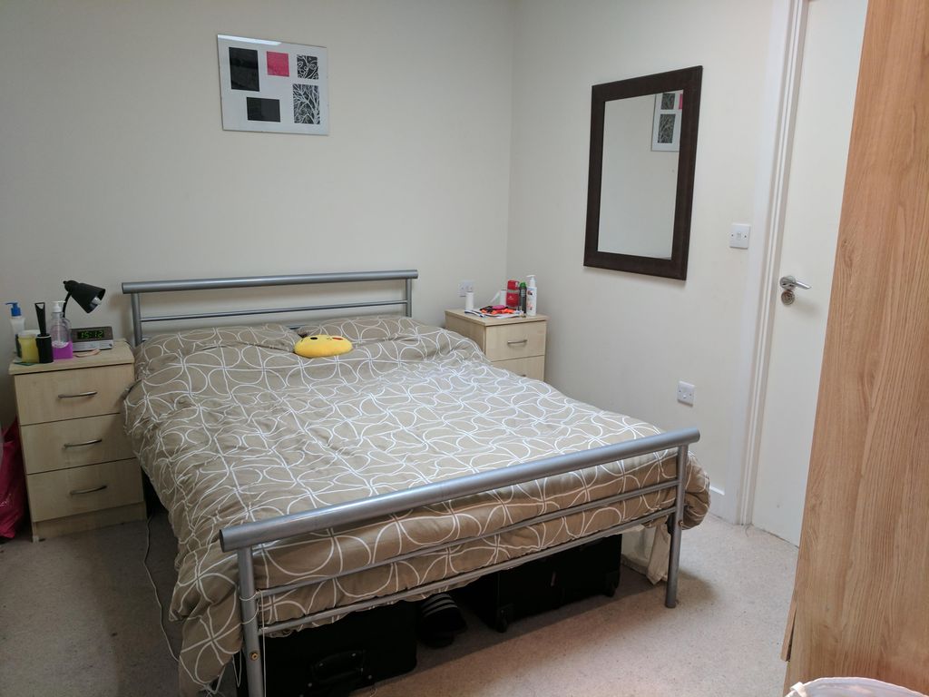 Property photo 3 of 5 Bedroom 1