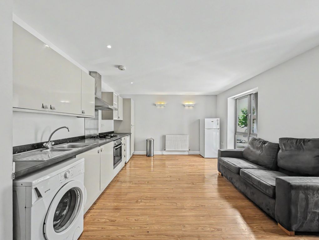 Property photo 3 of 7