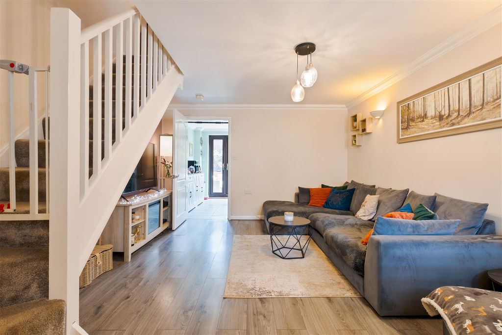 Property photo 2 of 17 Living Room.Jpg