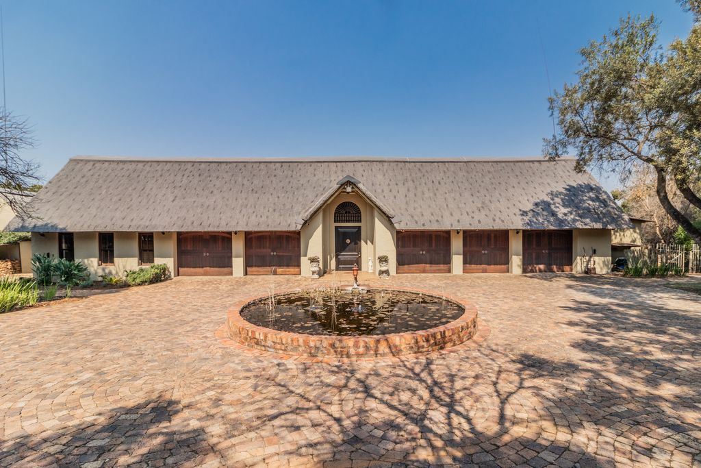 Property photo 1 of 31