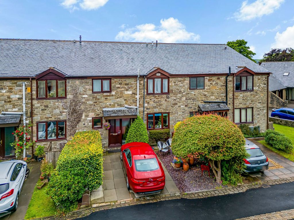 Property photo 1 of 30