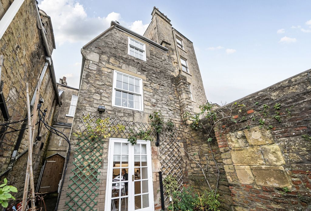 Property photo 2 of 16 Rear Aspect