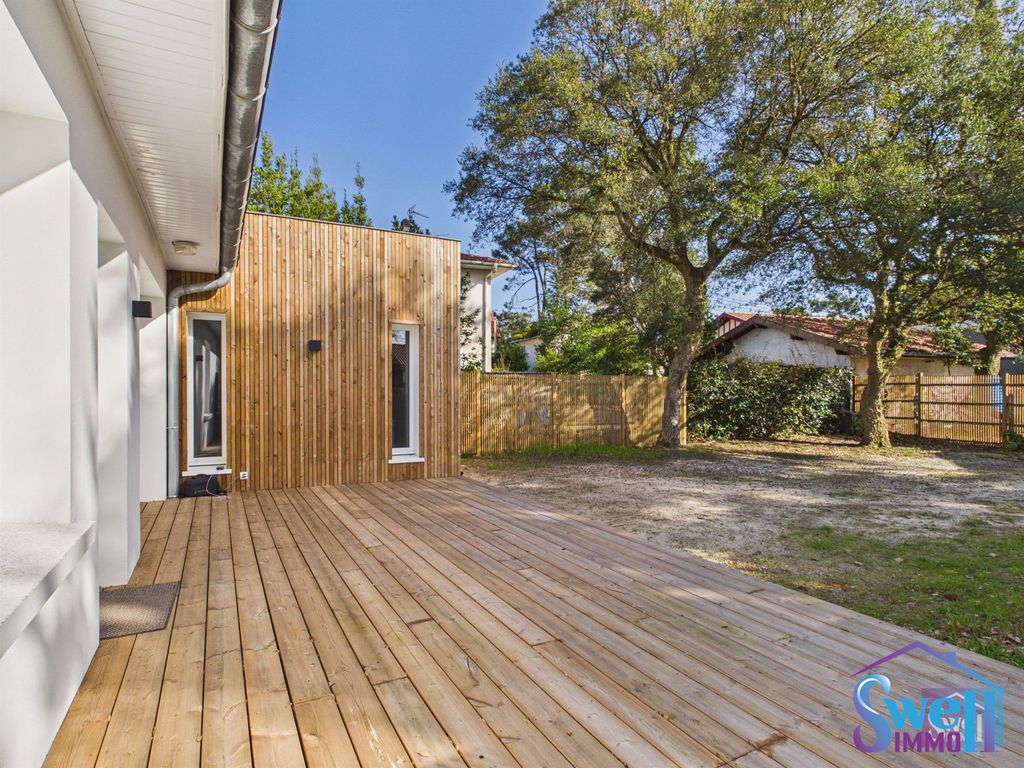 Property photo 3 of 21