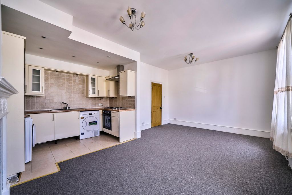 Property photo 3 of 22 Pbox-Img.Jpg